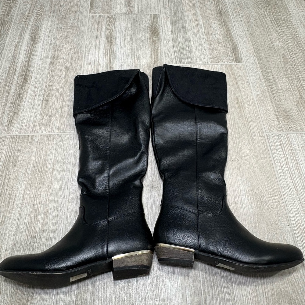 Elegant Black Call it Spring Leather Women's Boots